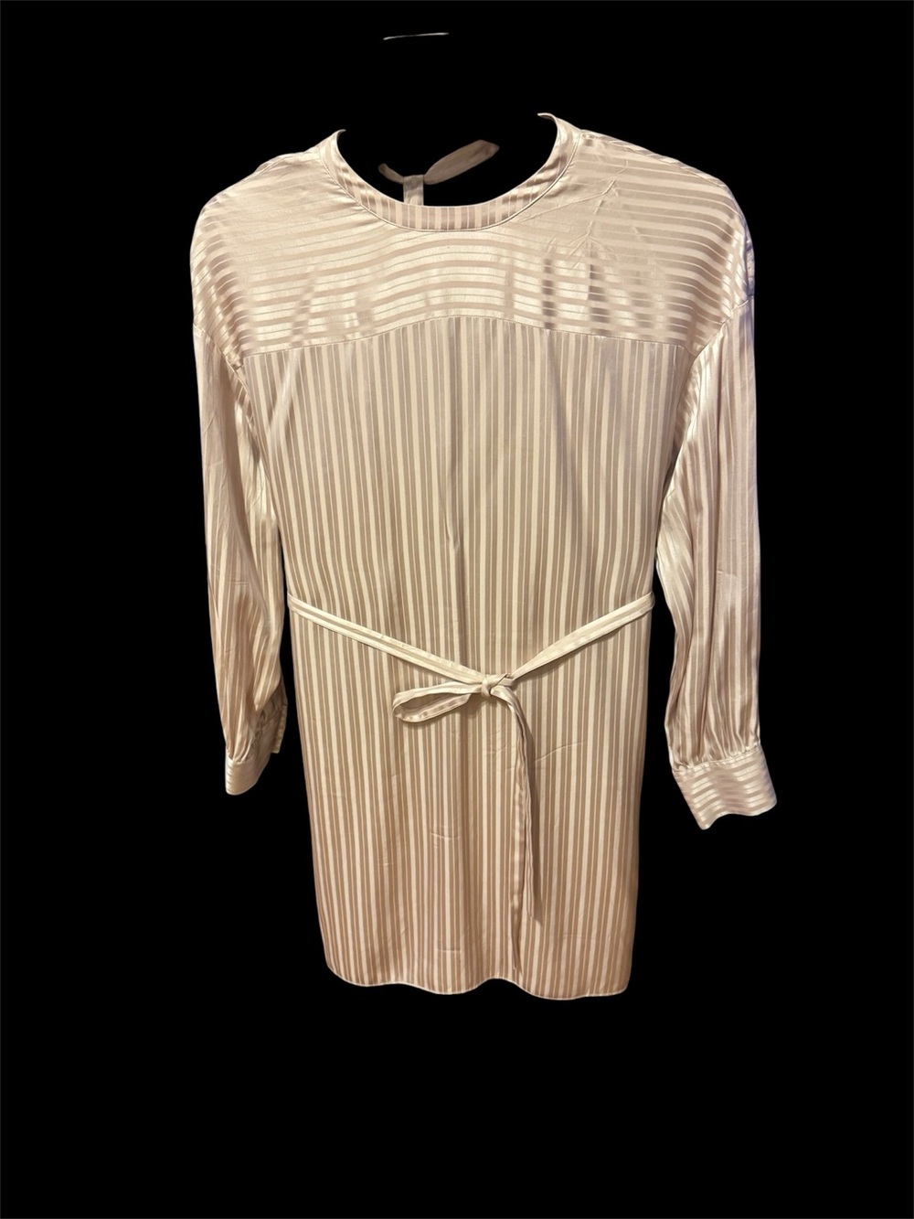 Pleated Satin Long Sleeve Belted Dress - light  pink with open back size M
